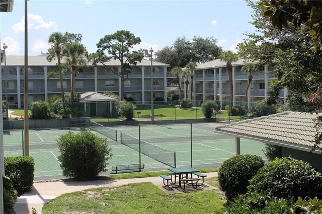 151 OYSTER BAY CIRCLE 200, Altamonte Springs, FL 32701
