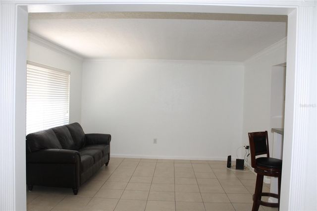 151 OYSTER BAY CIRCLE 200, Altamonte Springs, FL 32701