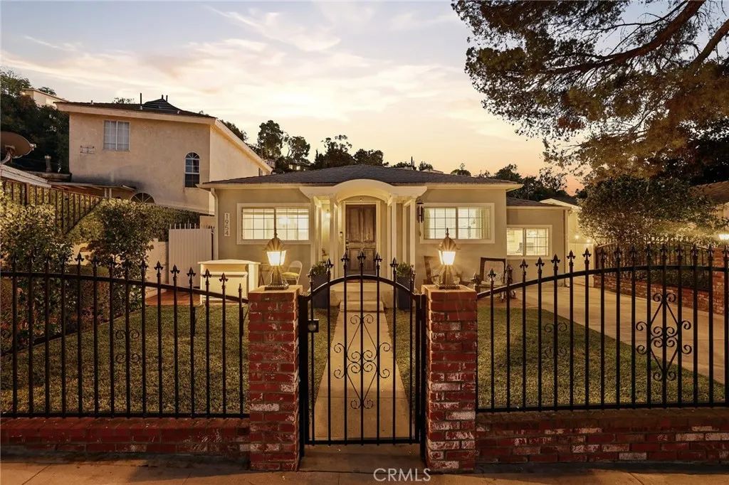 1954 Addison Way, Los Angeles, CA 90041