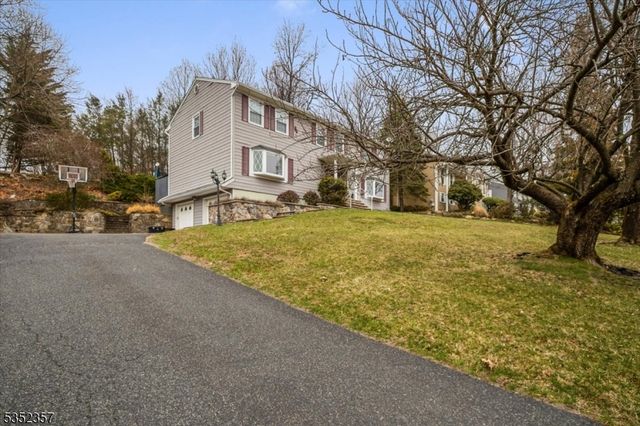 145 Andrea Dr, Rockaway Boro, NJ 07866