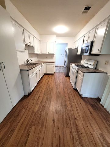 9303 Montgomery Drive 154, Orland Park, IL 60462