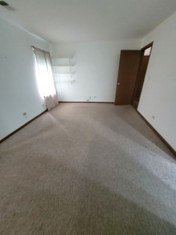 9303 Montgomery Drive 154, Orland Park, IL 60462