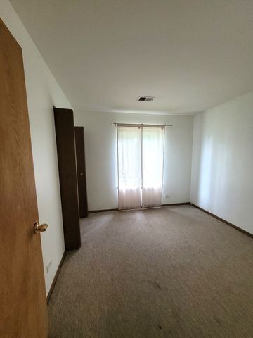 9303 Montgomery Drive 154, Orland Park, IL 60462