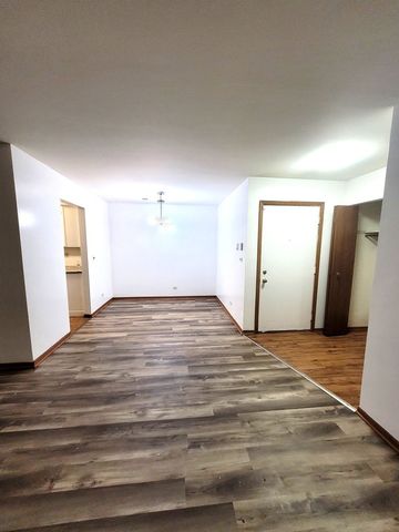 9303 Montgomery Drive 154, Orland Park, IL 60462