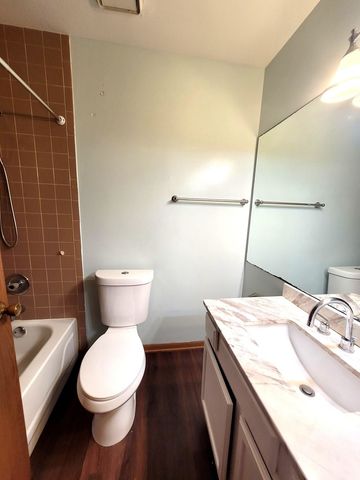 9303 Montgomery Drive 154, Orland Park, IL 60462