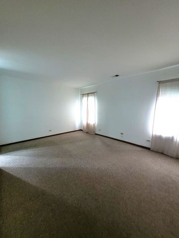 9303 Montgomery Drive 154, Orland Park, IL 60462