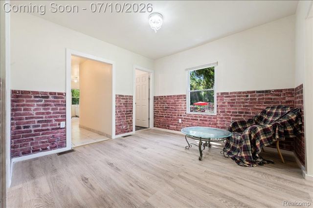 17196 Shields Street, Detroit, MI 48212