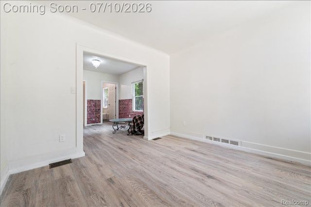 17196 Shields Street, Detroit, MI 48212