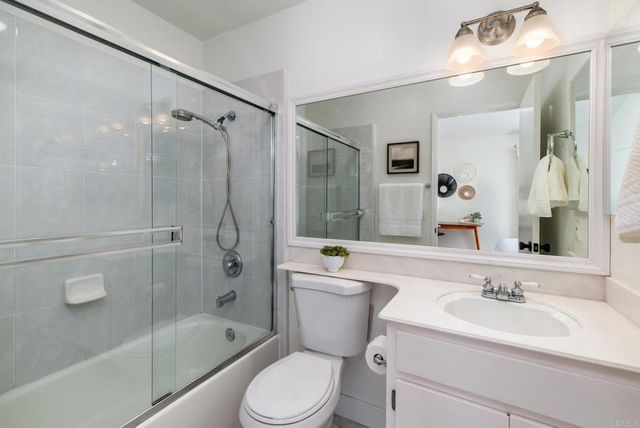 4084 Crystal Dawn Lane 105, San Diego, CA 92122