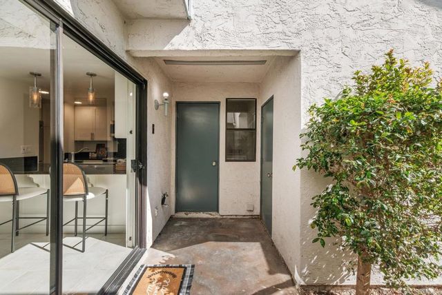 4084 Crystal Dawn Lane 105, San Diego, CA 92122