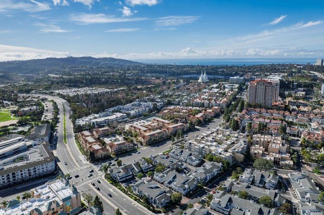 4084 Crystal Dawn Lane 105, San Diego, CA 92122