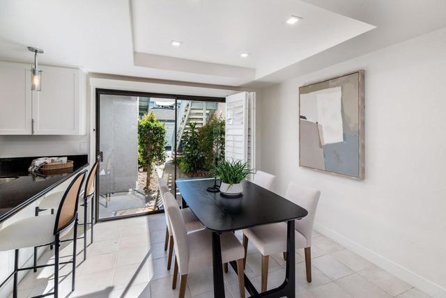 4084 Crystal Dawn Lane 105, San Diego, CA 92122