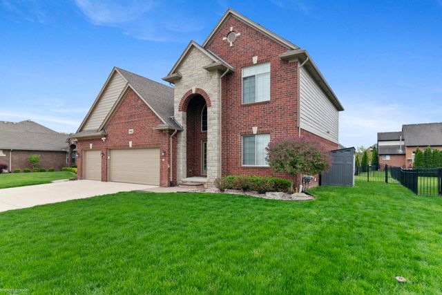 19462 Elkhound Road, Macomb, MI 48044