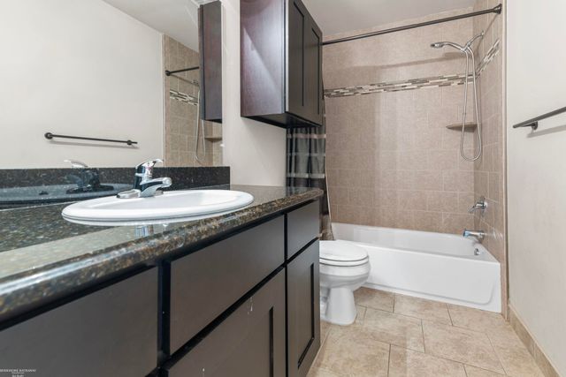 19462 Elkhound Road, Macomb, MI 48044