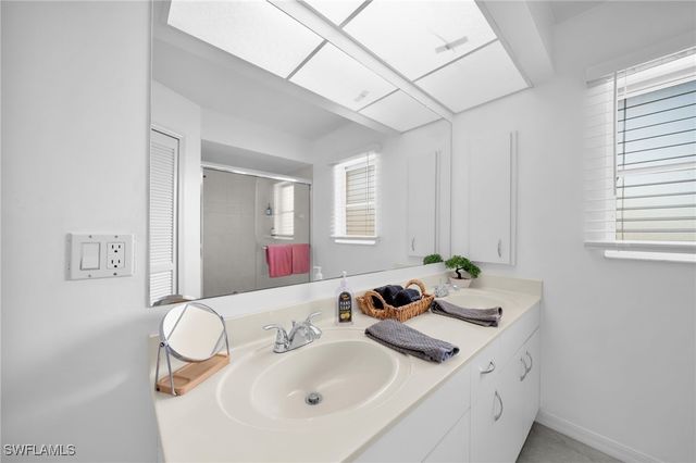 2861 SW 23rd PL, Cape Coral, FL 33914