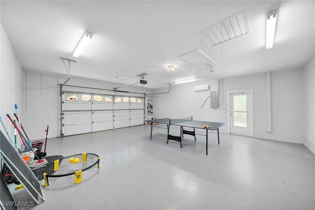 2861 SW 23rd PL, Cape Coral, FL 33914