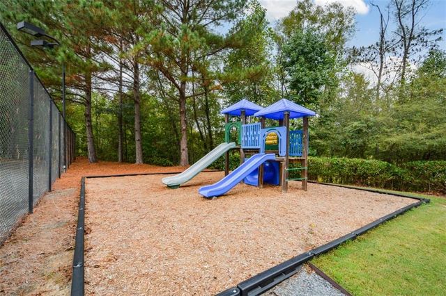 1520 SILVER MIST Circle, Powder Springs, GA 30127