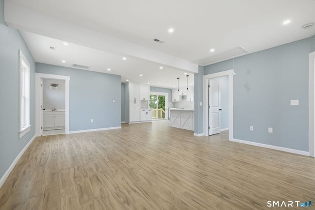 112 Broad Street, Meriden, CT 06450