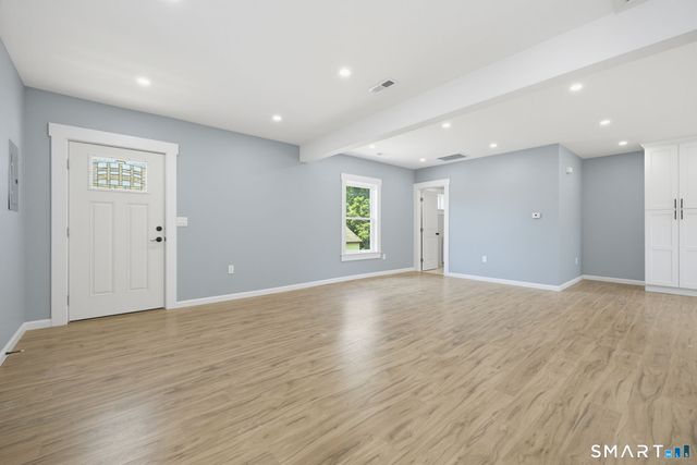 112 Broad Street, Meriden, CT 06450