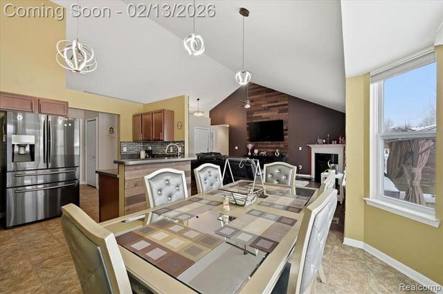 17482 Sunny Crest Drive, Brownstown, MI 48174