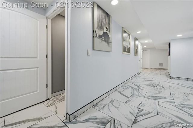 17482 Sunny Crest Drive, Brownstown, MI 48174