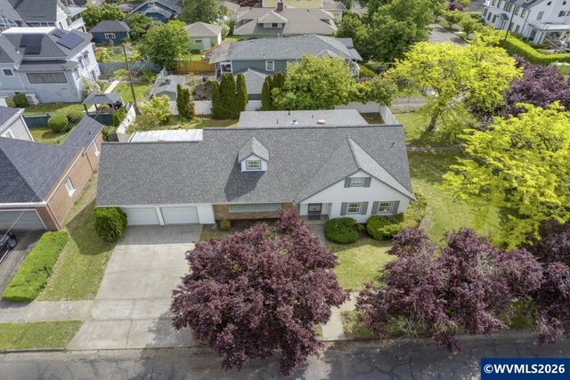 627 SW Ferry St, Albany, OR 97321