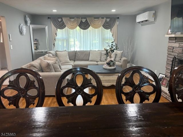 225 Sunnymead Rd, Hillsborough Twp., NJ 08844