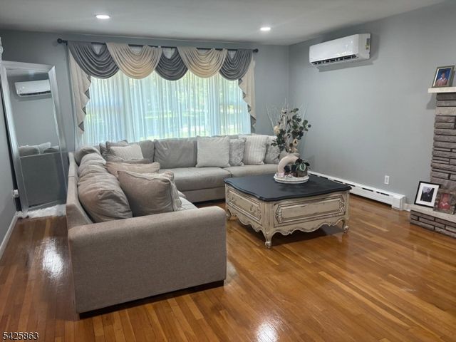 225 Sunnymead Rd, Hillsborough Twp., NJ 08844