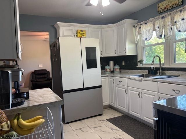 225 Sunnymead Rd, Hillsborough Twp., NJ 08844