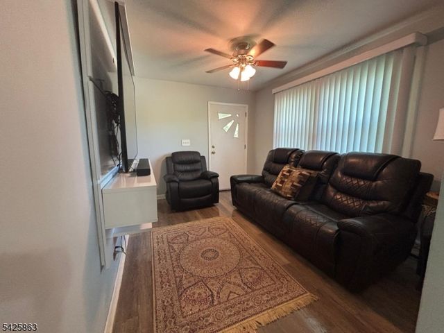 225 Sunnymead Rd, Hillsborough Twp., NJ 08844