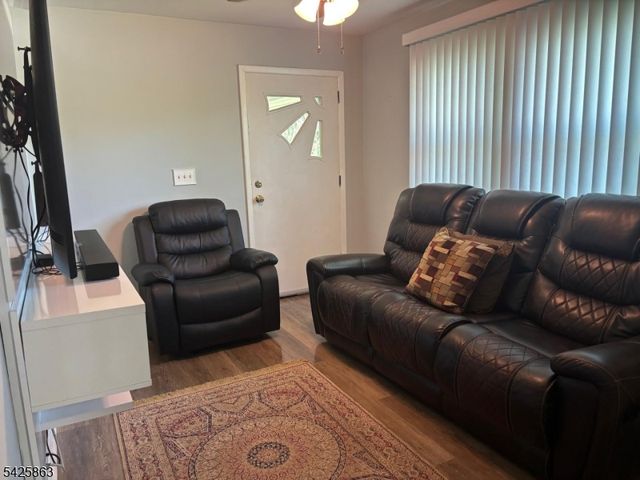 225 Sunnymead Rd, Hillsborough Twp., NJ 08844