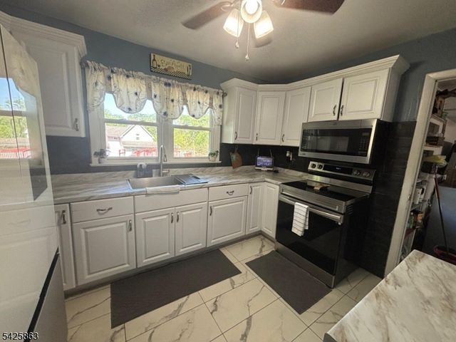 225 Sunnymead Rd, Hillsborough Twp., NJ 08844