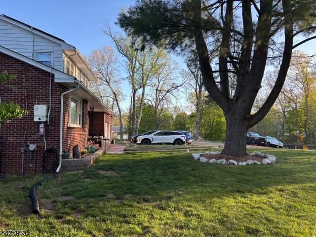 225 Sunnymead Rd, Hillsborough Twp., NJ 08844