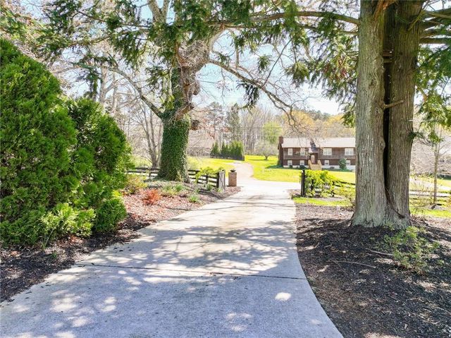 7093 Vaughn Road, Canton, GA 30115