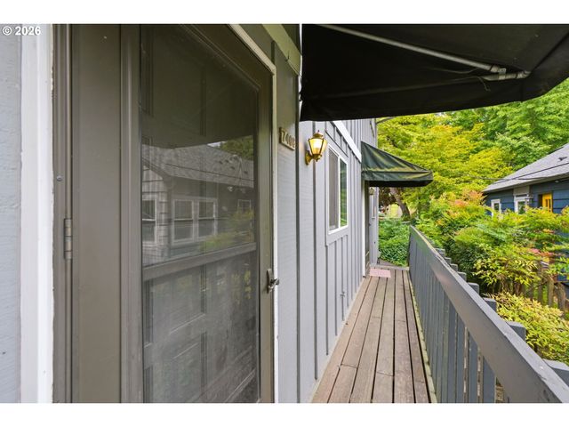 7408 S VIRGINIA Ave, Portland, OR 97219