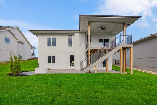 16972 S Cheshire Street, Olathe, KS 66062