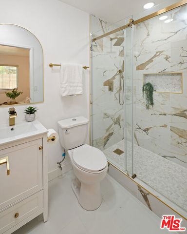 8334 Denise Lane, West Hills (los Angeles), CA 91304
