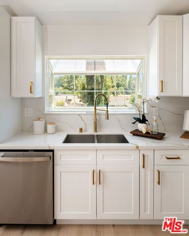 8334 Denise Lane, West Hills (los Angeles), CA 91304