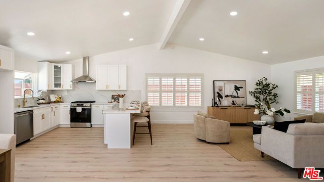 8334 Denise Lane, West Hills (los Angeles), CA 91304