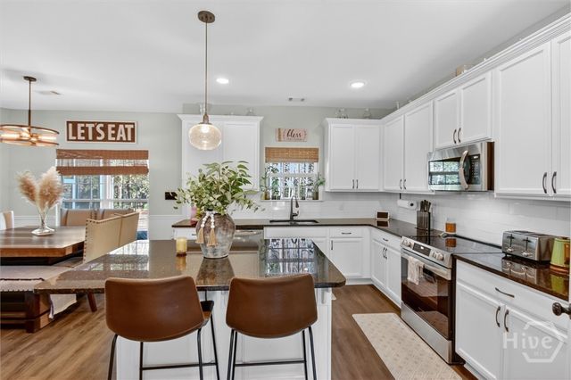 130 James Drive, Richmond Hill, GA 31324