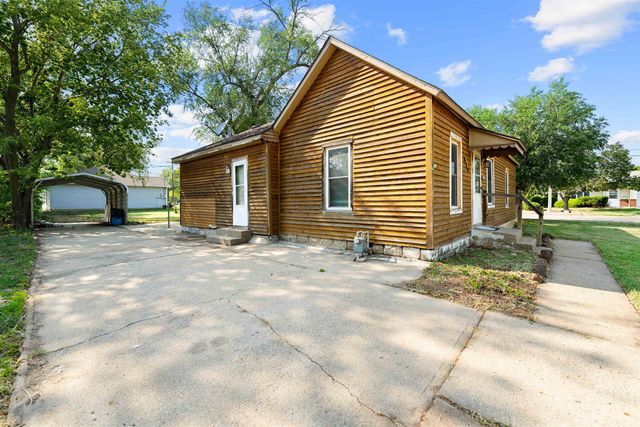 725 Argyle Ave, Minneapolis, KS 67467