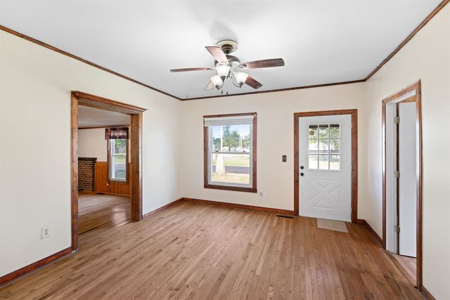 725 Argyle Ave, Minneapolis, KS 67467