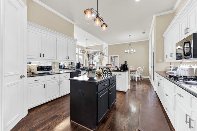 2605 RUTGERS Court, Plano, TX 75093