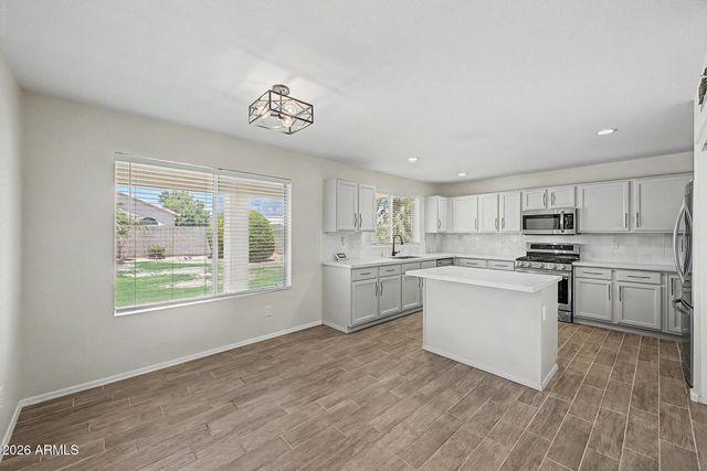 724 W SANDRA Terrace, Phoenix, AZ 85023