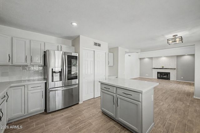 724 W SANDRA Terrace, Phoenix, AZ 85023