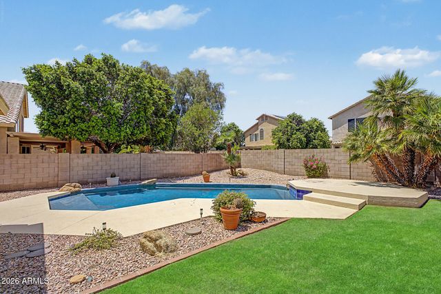 724 W SANDRA Terrace, Phoenix, AZ 85023