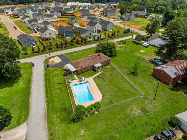 112 Oakwood Drive, Lyman, SC 29365