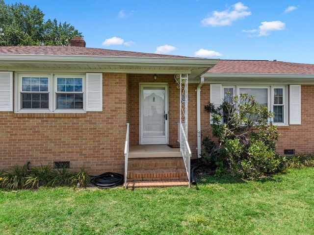 112 Oakwood Drive, Lyman, SC 29365