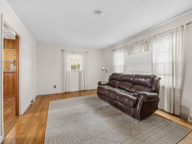 112 Oakwood Drive, Lyman, SC 29365