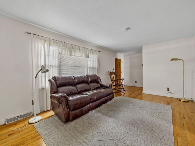 112 Oakwood Drive, Lyman, SC 29365